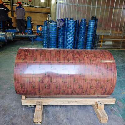 Giá tốt Cuộn nhôm phủ PVDF sơn sẵn màu cho trần nhà trực tuyến