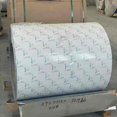 Buen precio Protección contra la corrosión bobina de aluminio recubierta prepintada Blanco 0,25-1,0 mm en línea